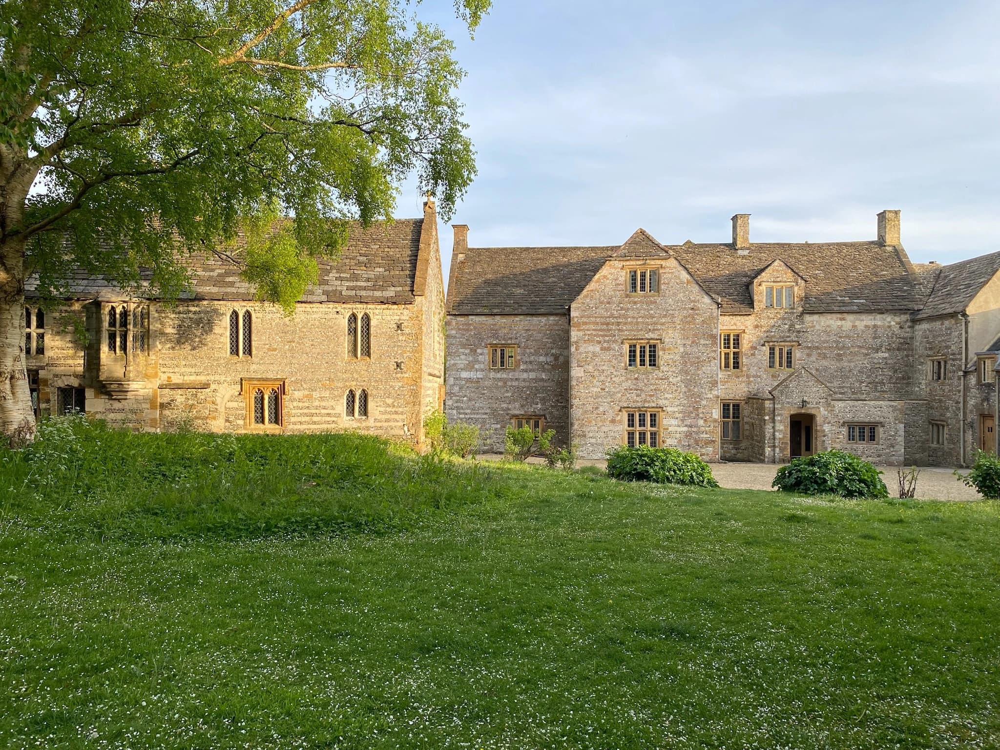 The Monument courtyard at Cerne Abbey with room for a marquee