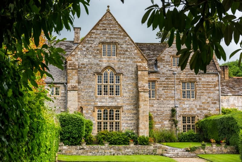 Accommodation at Cerne Abbey for wedding guests